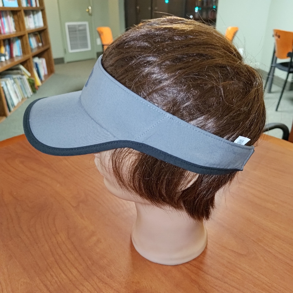 Under Armour Reflective Logo Adjustable Visor Gra… - image 3